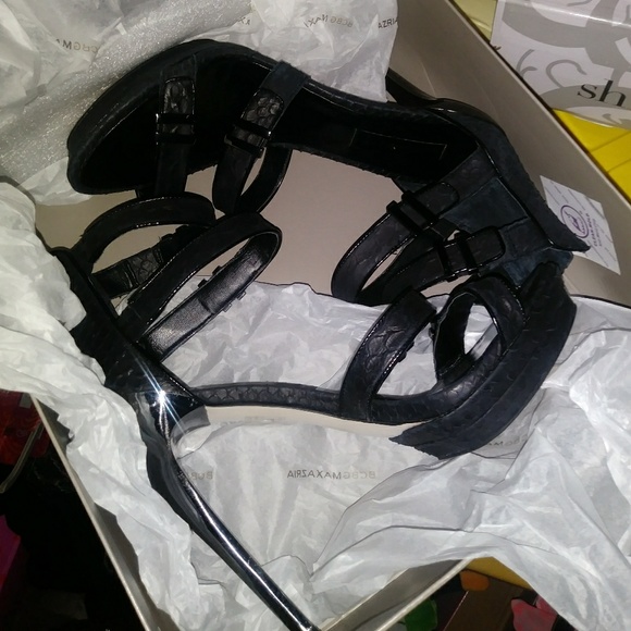 BCBG Max Azria silver heels with Black Glazed Python, - Picture 8 of 12